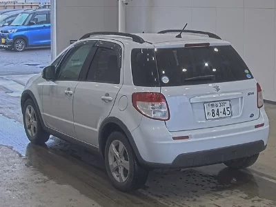 SUZUKI SX4