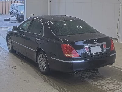 Toyota CROWN MAJESTA
