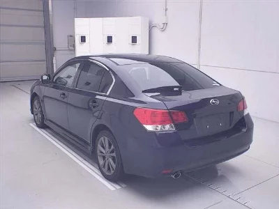SUBARU LEGACY B4