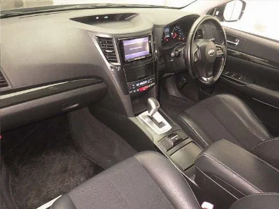 SUBARU LEGACY B4