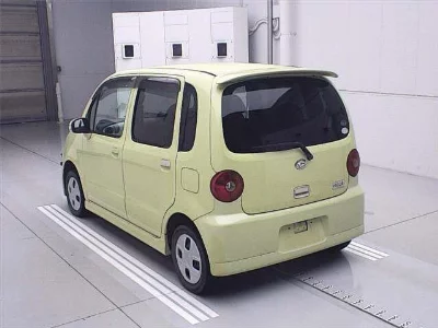 Daihatsu Move Latte