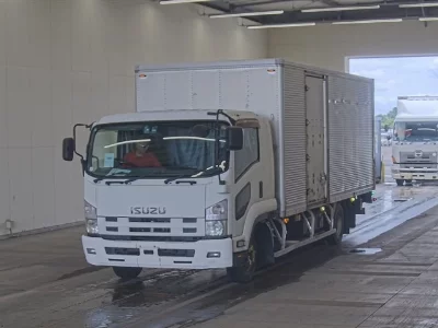 Isuzu Forward