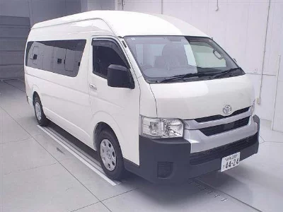 Toyota HiAce Commuter