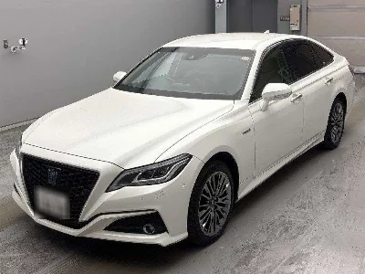 Toyota CROWN HYBRID