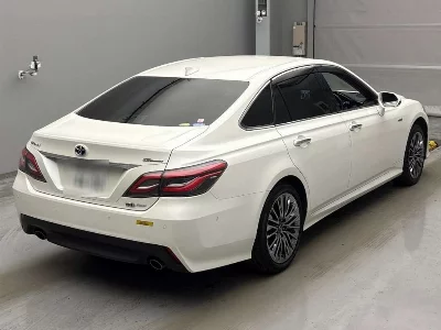 Toyota CROWN HYBRID