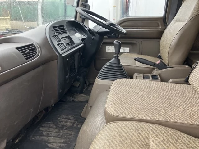 Isuzu Forward  с аукциона в Японии