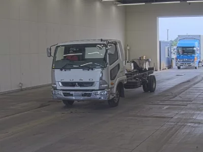 MITSUBISHI FUSO FIGHTER