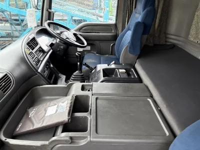 ISUZU GIGA
