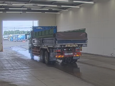 MITSUBISHI FUSO SUPER GREAT