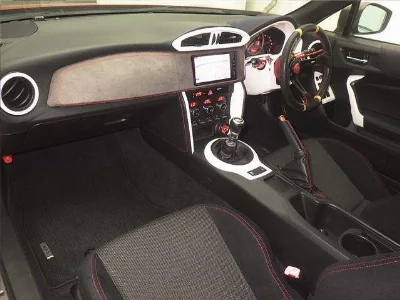 SUBARU BRZ
