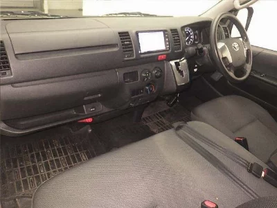 TOYOTA HIACE