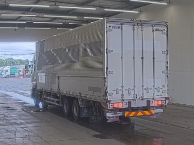 NISSAN DIESEL (UD) QUON