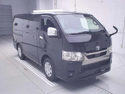 TOYOTA HIACE
