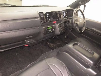 TOYOTA HIACE