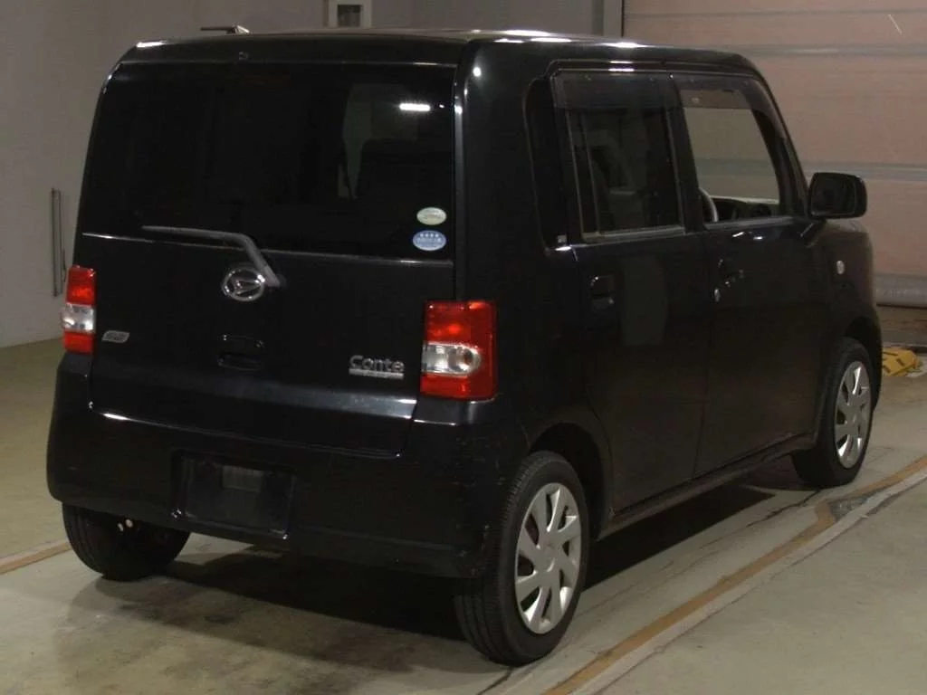 Daihatsu Move Conte  с аукциона в Японии