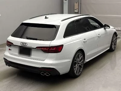 Audi S4 Avant