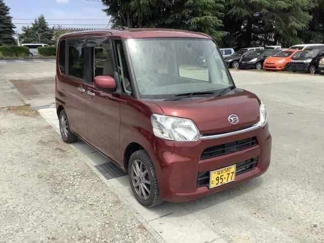 Daihatsu Tanto  с аукциона в Японии