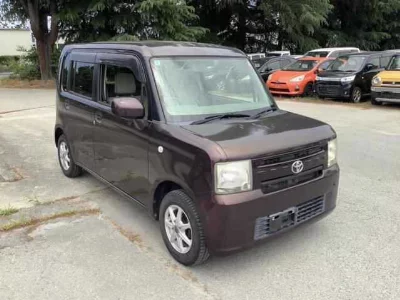 Toyota Pixis Space
