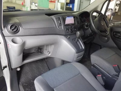 Nissan NV200 VANETTE VAN
