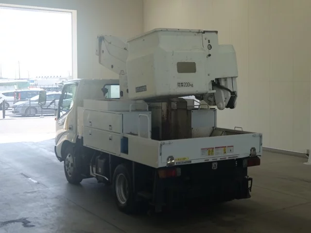 Hino Dutro  с аукциона в Японии
