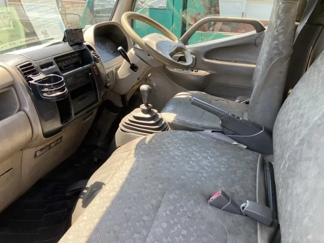 Hino Dutro  с аукциона в Японии
