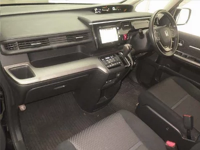 Honda STEPWGN SPADA