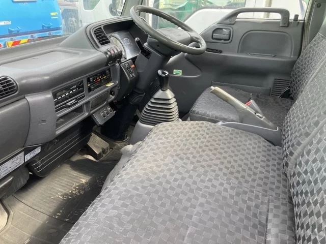 Isuzu Elf  с аукциона в Японии