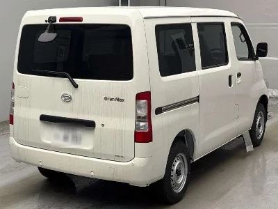 Daihatsu Gran Max