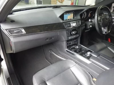 MERCEDES BENZ E CLASS STATION WAGON