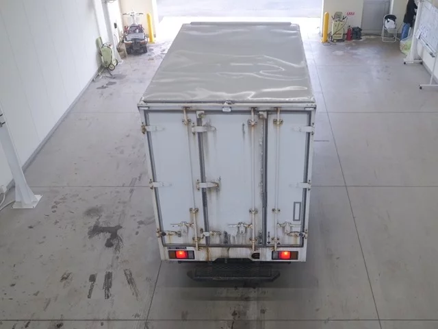 Isuzu Elf  с аукциона в Японии