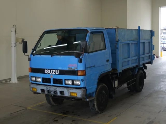 Isuzu Elf  с аукциона в Японии