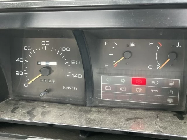Isuzu Elf  с аукциона в Японии