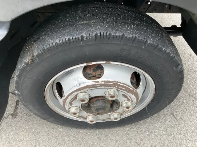 Hino Dutro  с аукциона в Японии