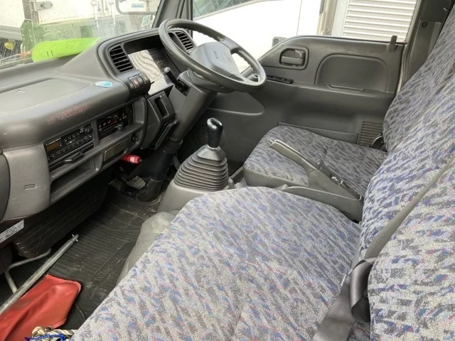 Nissan Atlas  с аукциона в Японии