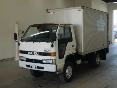 Isuzu Elf