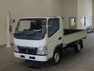 Mitsubishi Fuso Canter