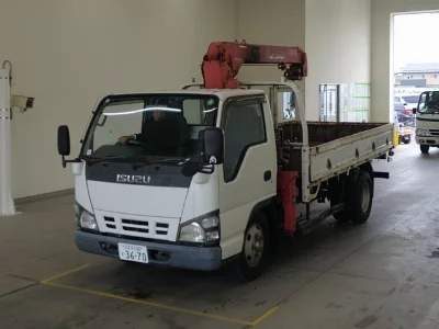 Isuzu Elf