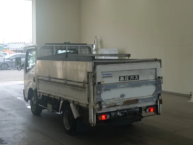 Nissan Atlas  с аукциона в Японии