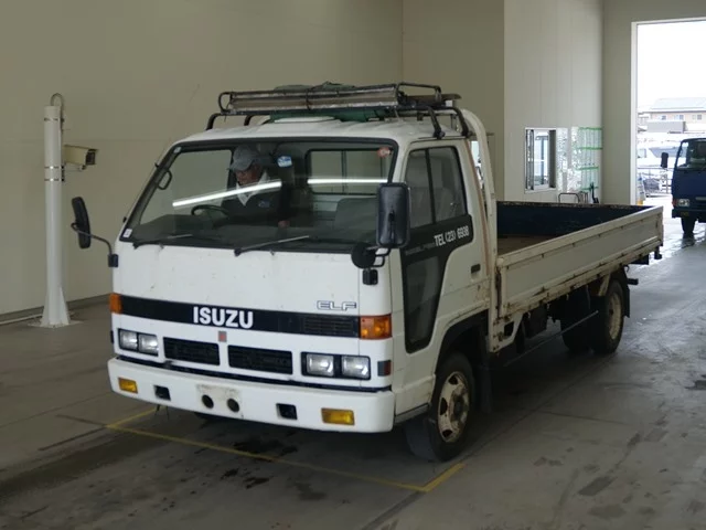 Isuzu Elf  с аукциона в Японии