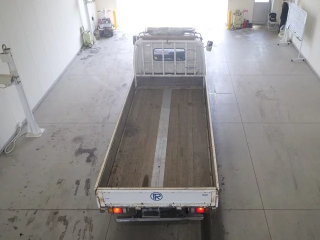 Isuzu Elf  с аукциона в Японии
