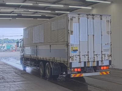 MITSUBISHI FUSO SUPER GREAT
