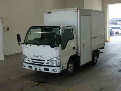 Isuzu Elf