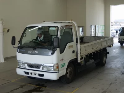 Isuzu Elf