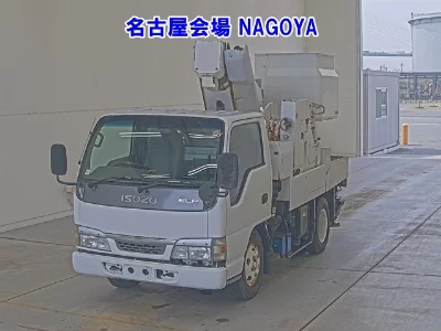 Isuzu Elf
