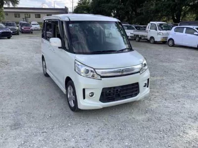 Suzuki Spacia