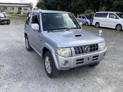 Nissan Kix