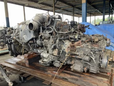 Nissan ENGINE