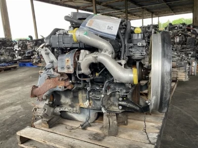 Nissan ENGINE