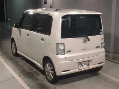 DAIHATSU MOVE CONTE
