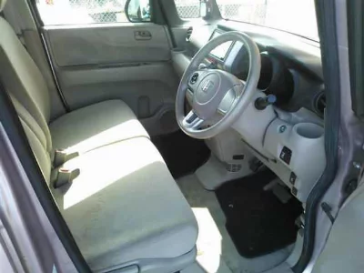 HONDA N BOX +
